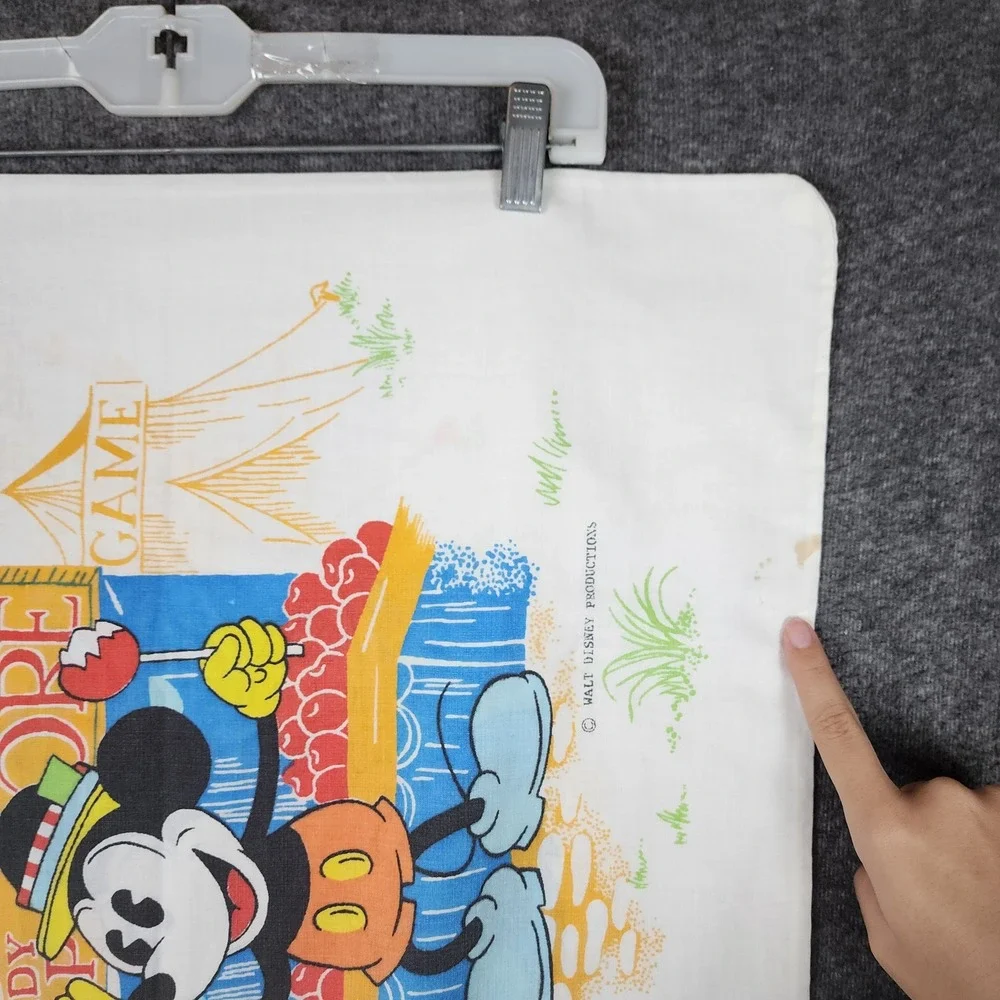 Walt Disney Pillowcase Unisex 30x20 Carnival Mickey Donald Goofy White Vintage